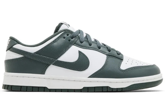 Dunk Low 'Vintage Green'