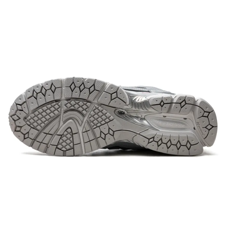 New Balance 1906D Protection Pack – Silver Metallic